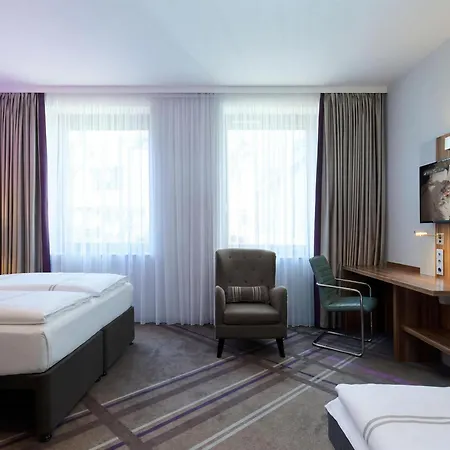 Premier Inn Frankfurt City Centre